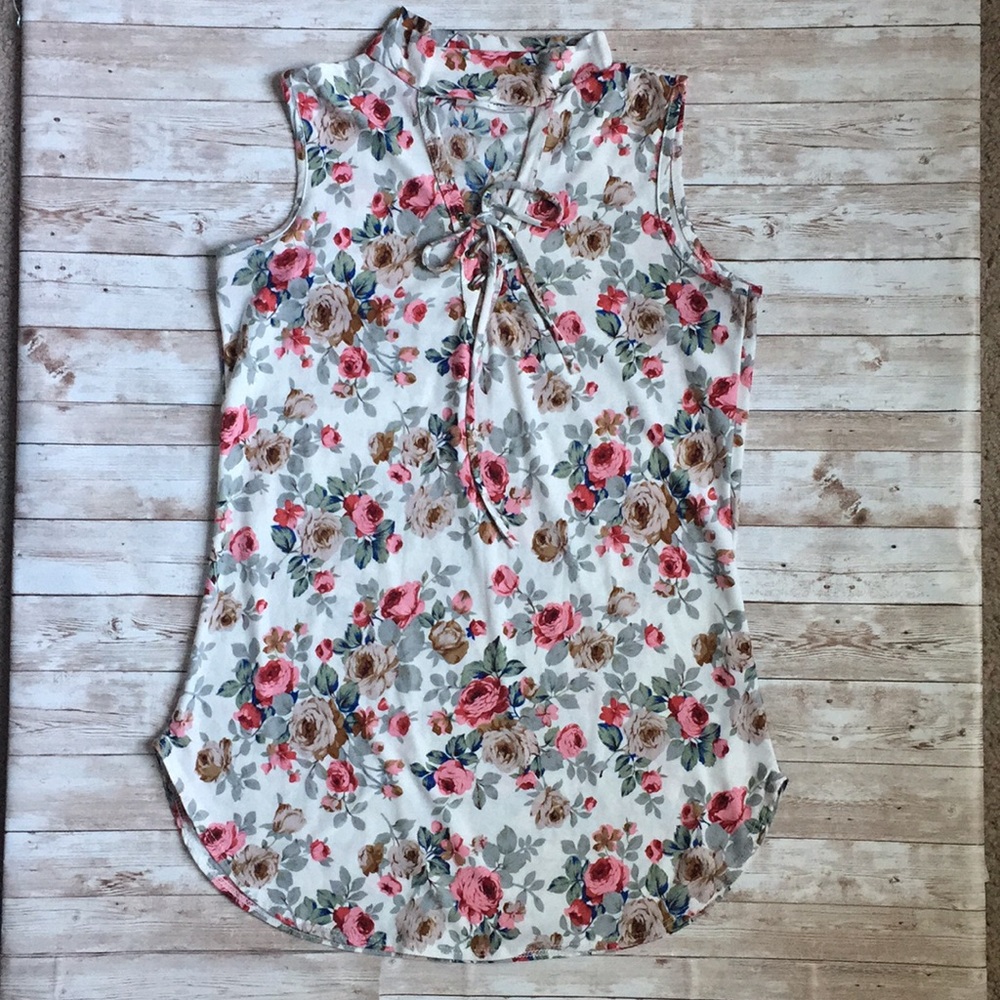 Jasmine Floral Printed Women’s Blouse Size Large